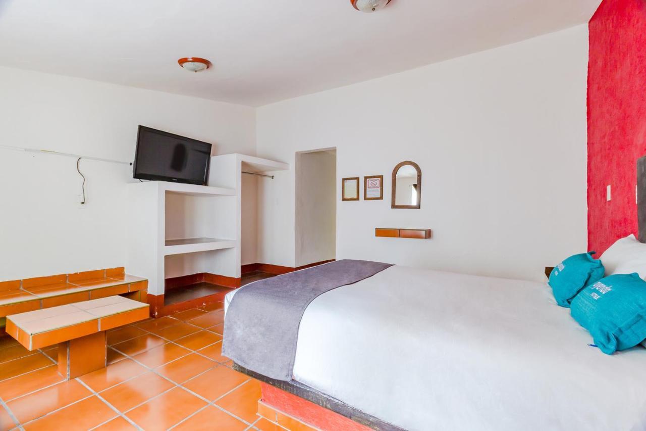 Ayenda Meson Del Rio Hotel Tepotzotlan Екстериор снимка
