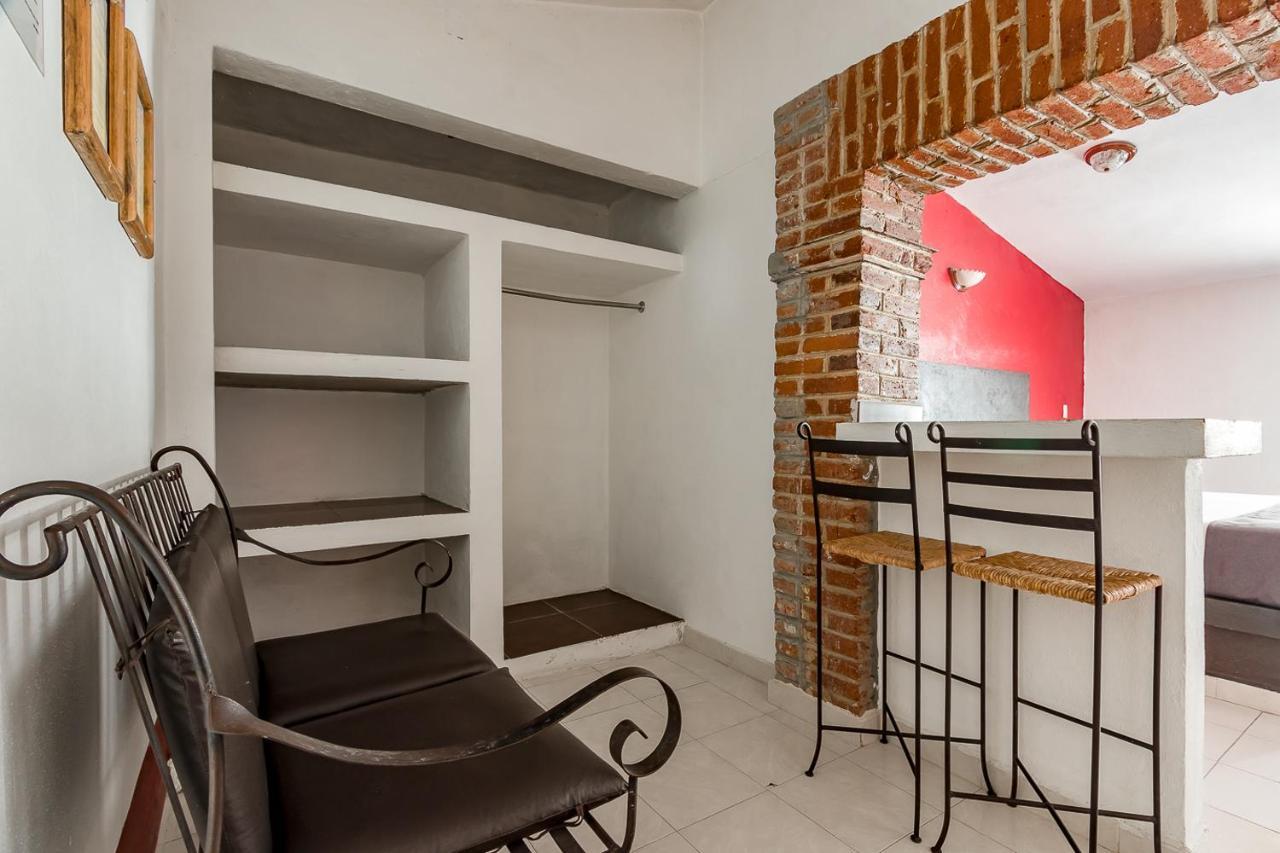 Ayenda Meson Del Rio Hotel Tepotzotlan Екстериор снимка
