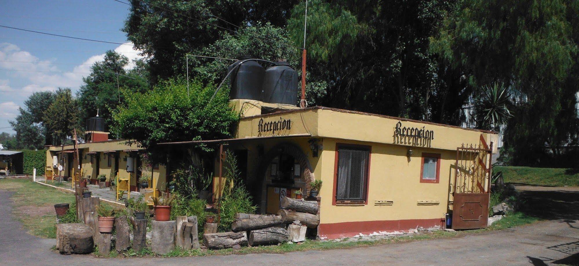 Ayenda Meson Del Rio Hotel Tepotzotlan Екстериор снимка