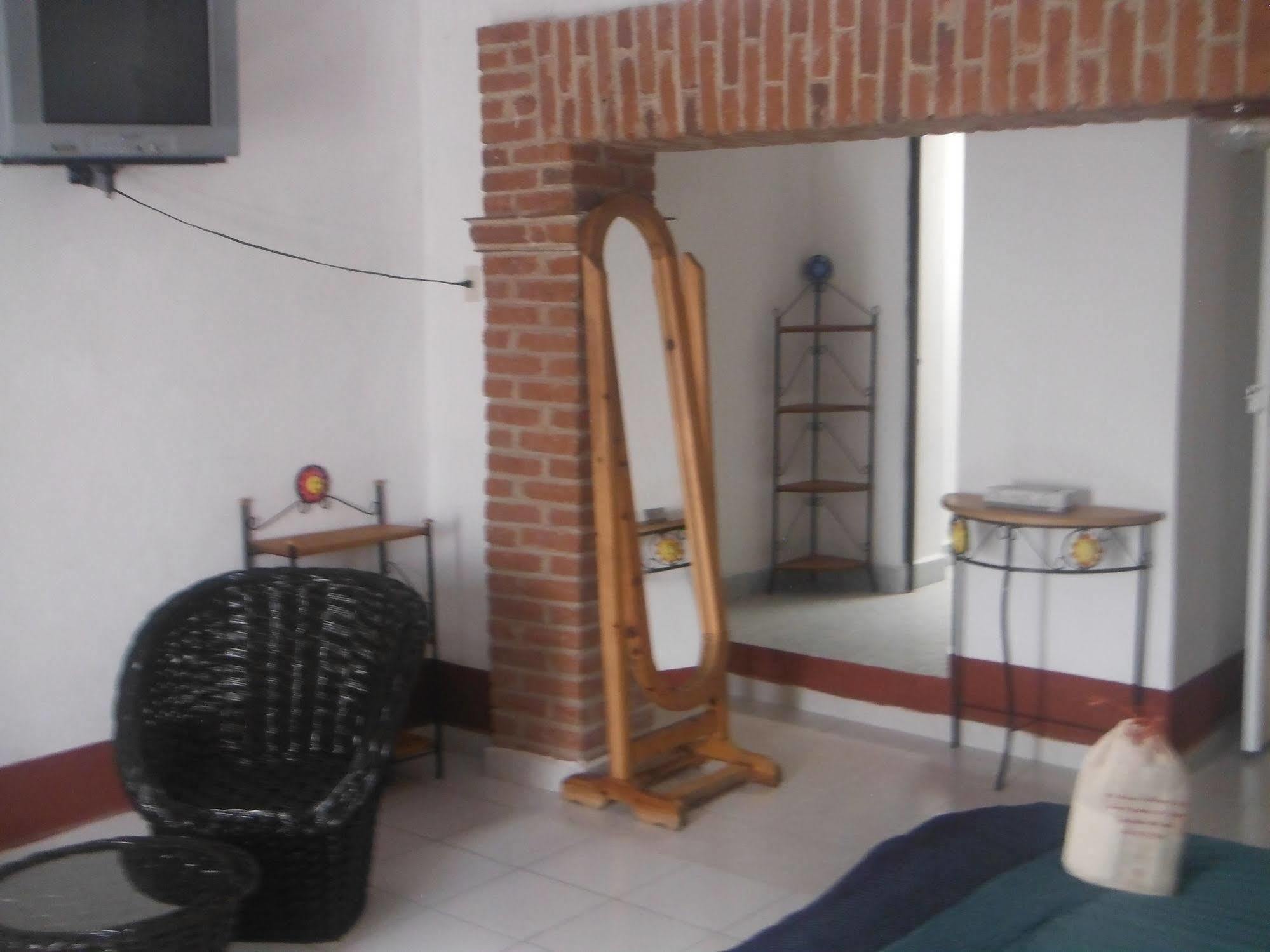 Ayenda Meson Del Rio Hotel Tepotzotlan Екстериор снимка