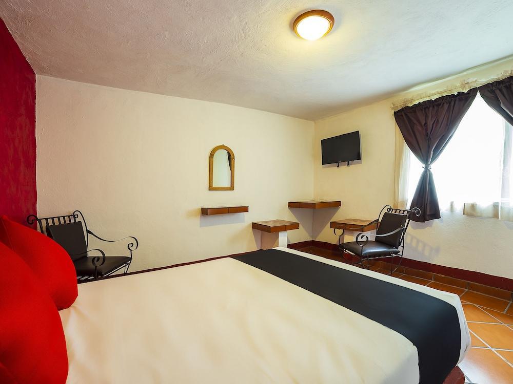 Ayenda Meson Del Rio Hotel Tepotzotlan Екстериор снимка